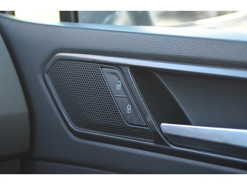 Used Volkswagen Tiguan 2018 for sale - 76778056: Photo 32