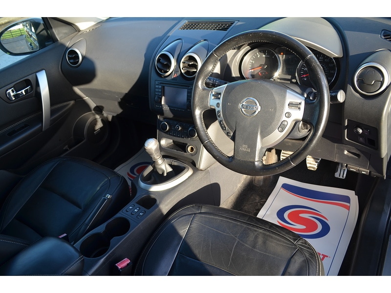 Used Nissan Qashqai 2011 for sale - 76879335: Photo 2