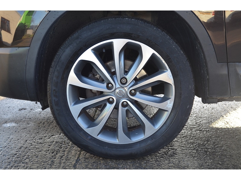 Used Nissan Qashqai 2011 for sale - 76879335: Photo 33