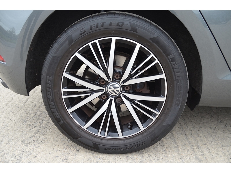 Used Volkswagen Golf 2017 for sale - 76320222: Photo 20