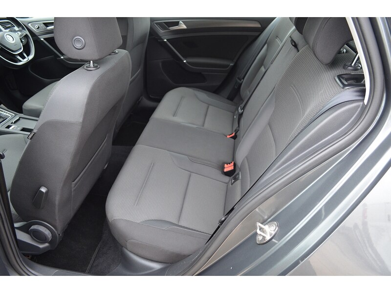 Used Volkswagen Golf 2017 for sale - 76320222: Photo 22