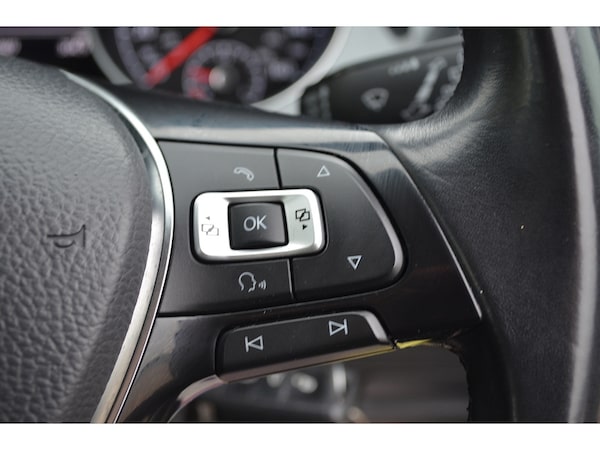 Used Volkswagen Golf 2017 for sale - 76320222: Photo 28