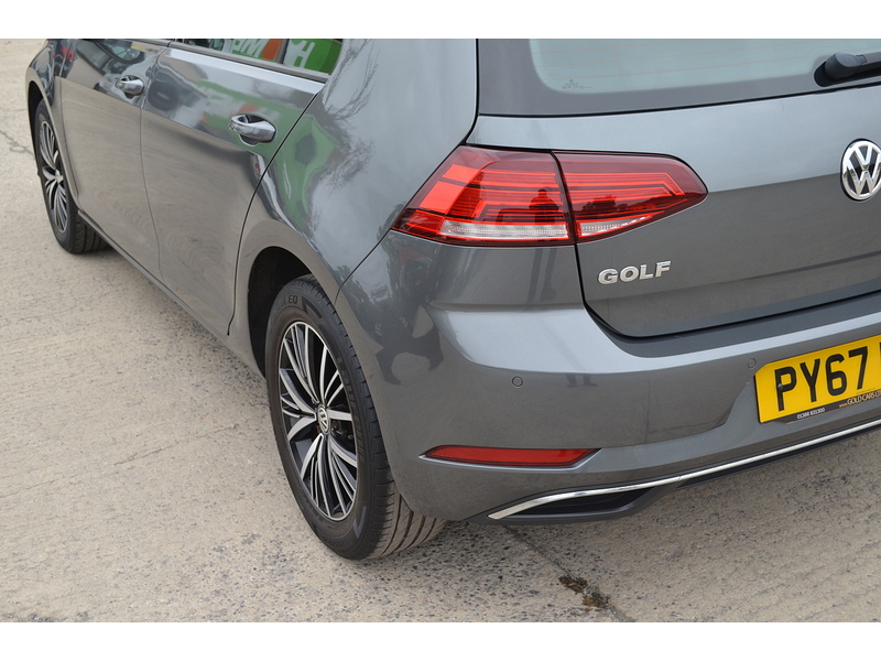 Used Volkswagen Golf 2017 for sale - 76320222: Photo 46