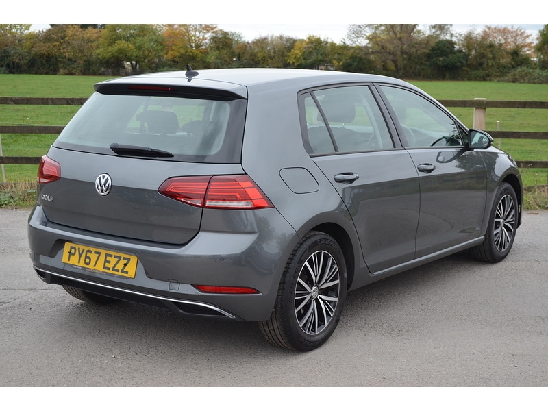 Used Volkswagen Golf 2017 for sale - 76320222: Photo 9