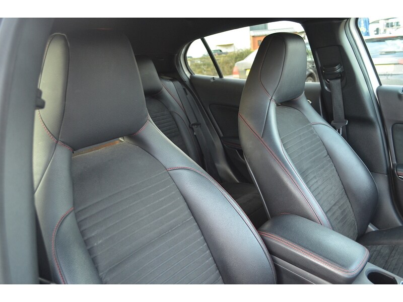 Used Mercedes-Benz GLA 2018 for sale - 77046233: Photo 32