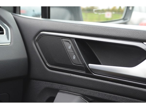 Used Volkswagen Tiguan 2018 for sale - 76267435: Photo 41