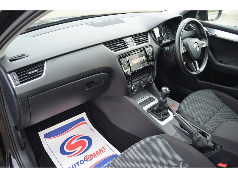 Used Skoda Octavia 2015 for sale - 76492162: Photo 15