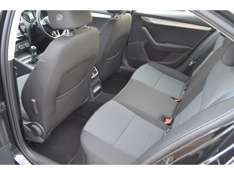 Used Skoda Octavia 2015 for sale - 76492162: Photo 16