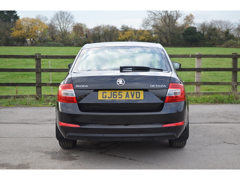 Used Skoda Octavia 2015 for sale - 76492162: Photo 8