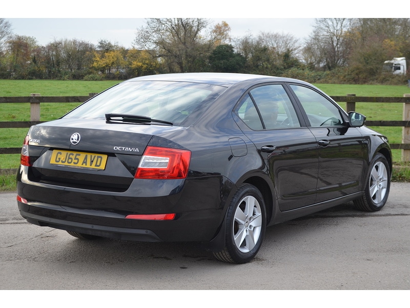 Used Skoda Octavia 2015 for sale - 76492162: Photo 9