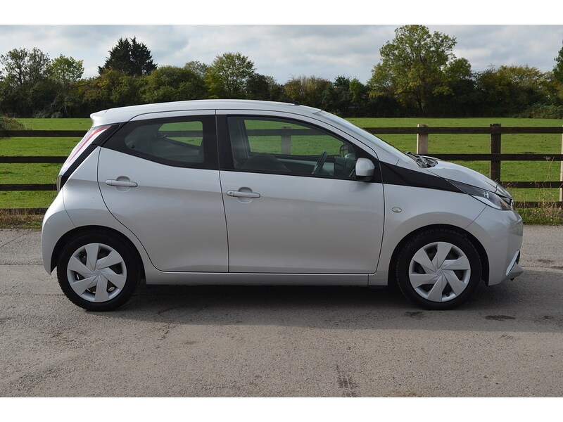 Used Toyota AYGO 2017 for sale - 76006745: Photo 10