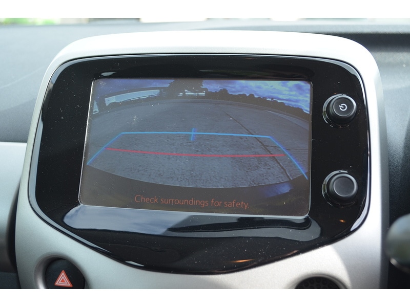 Used Toyota AYGO 2017 for sale - 76006745: Photo 18