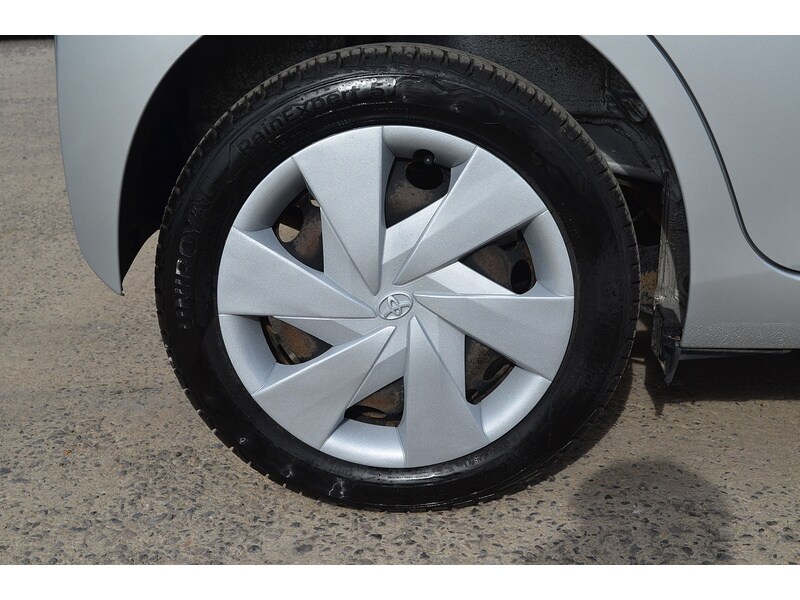 Used Toyota AYGO 2017 for sale - 76006745: Photo 20
