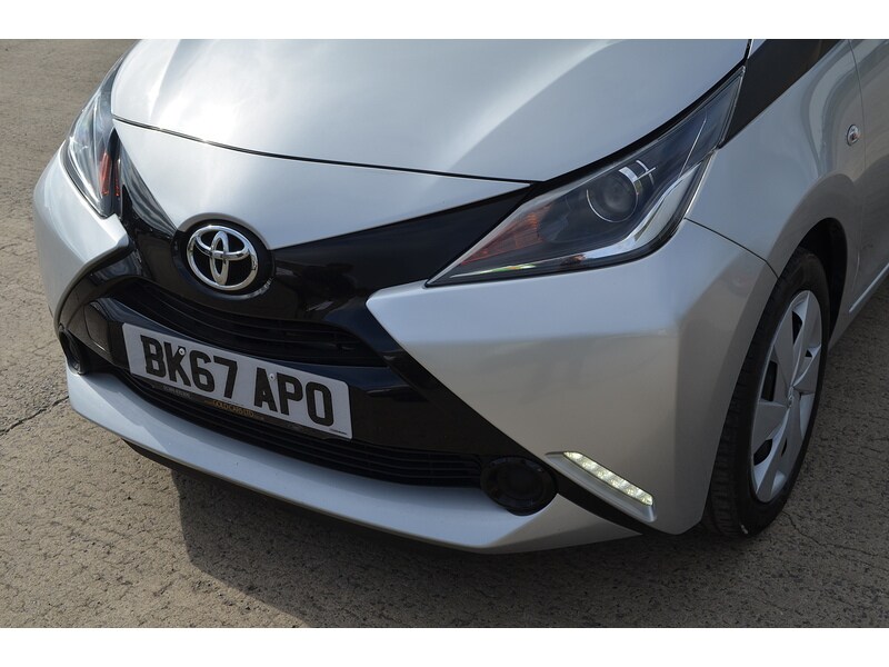 Used Toyota AYGO 2017 for sale - 76006745: Photo 38