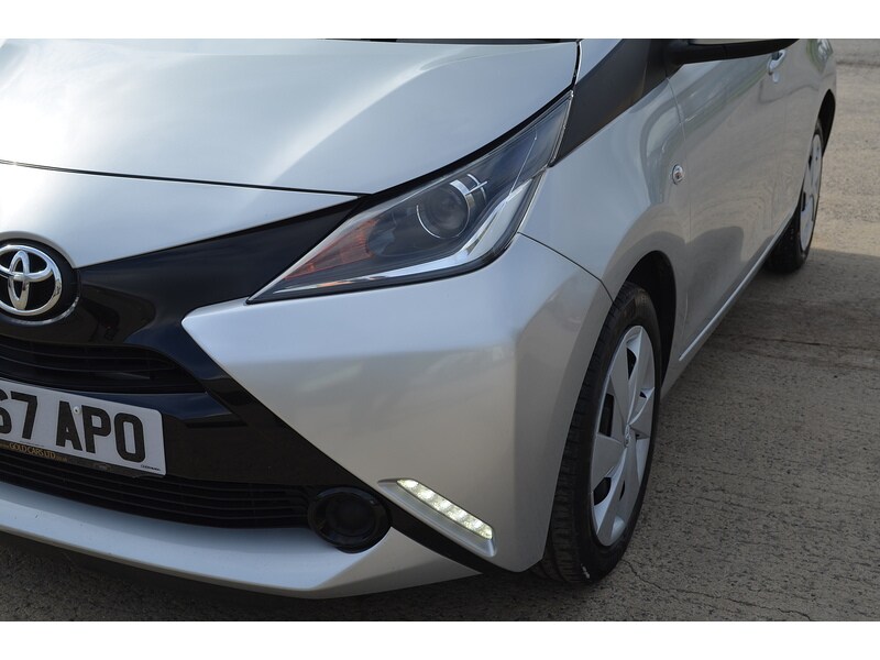Used Toyota AYGO 2017 for sale - 76006745: Photo 39