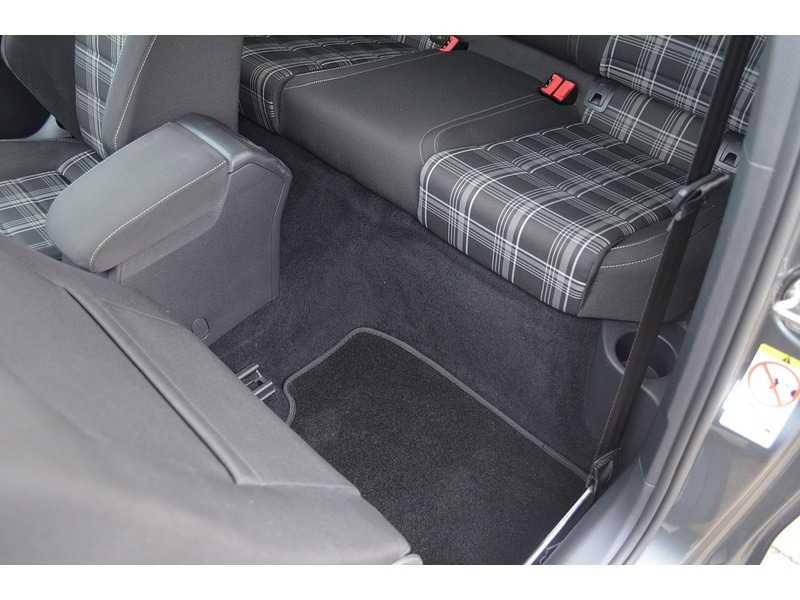 Used Volkswagen Golf 2018 for sale - 76778054: Photo 18