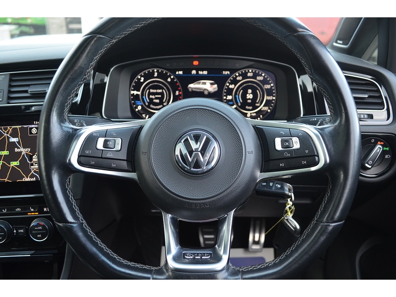 Used Volkswagen Golf 2018 for sale - 76778054: Photo 23