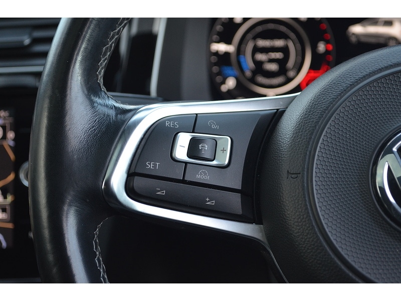 Used Volkswagen Golf 2018 for sale - 76778054: Photo 24