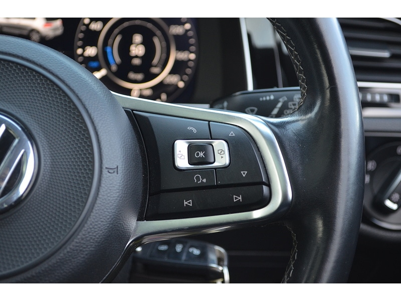 Used Volkswagen Golf 2018 for sale - 76778054: Photo 26