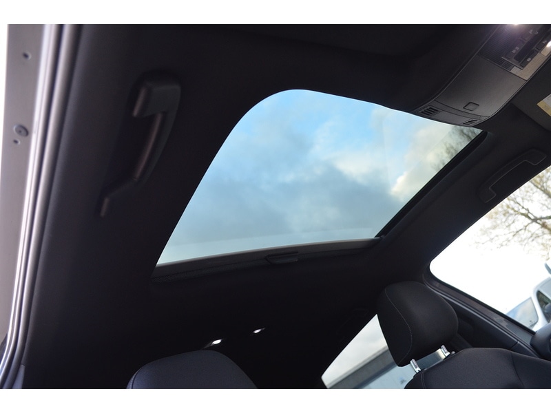 Used Volkswagen Golf 2018 for sale - 76778054: Photo 29