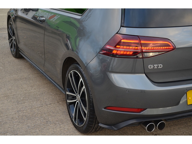 Used Volkswagen Golf 2018 for sale - 76778054: Photo 53