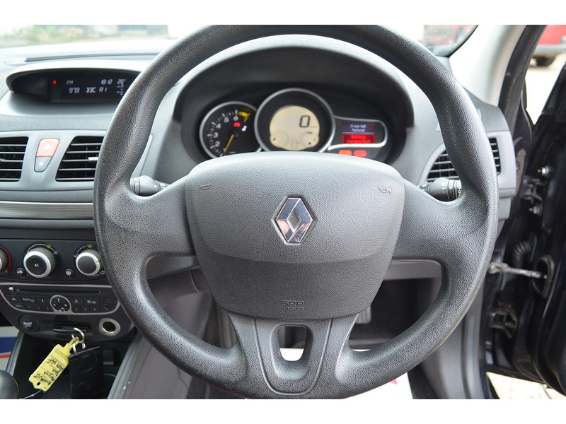 Used Renault Megane 2009 for sale - 75983169: Photo 17