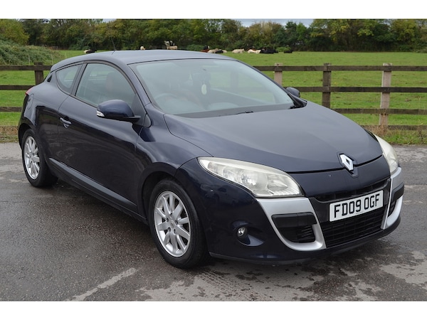 Cheap Renault Megane 2009 - 1.6 16V 110 Expression 3dr for sale in Evesham, Worcestershire