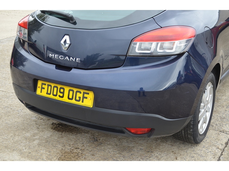 Used Renault Megane 2009 for sale - 75983169: Photo 34