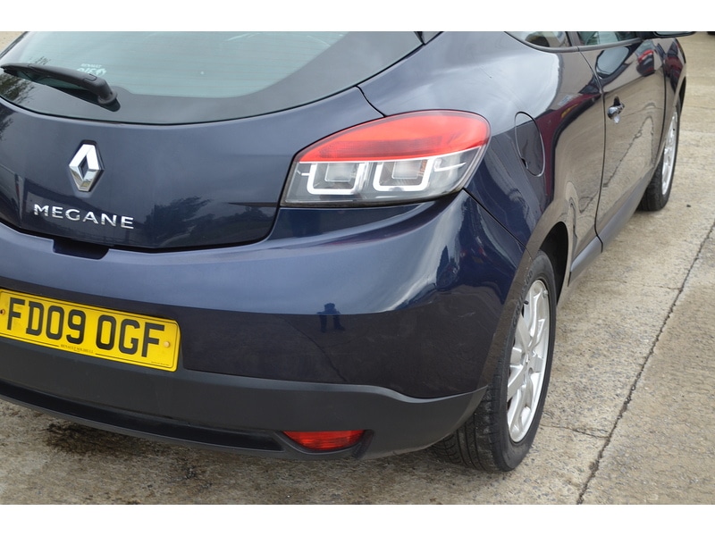Used Renault Megane 2009 for sale - 75983169: Photo 35