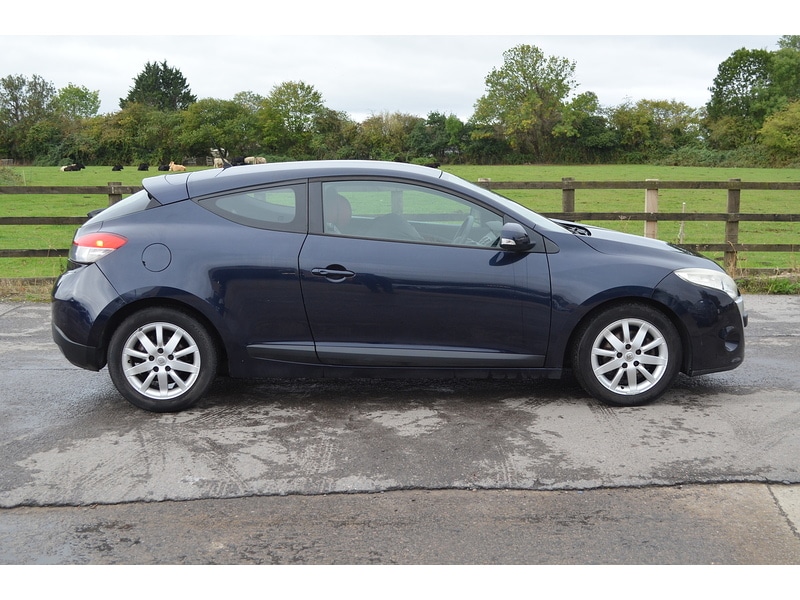 Used Renault Megane 2009 for sale - 75983169: Photo 9