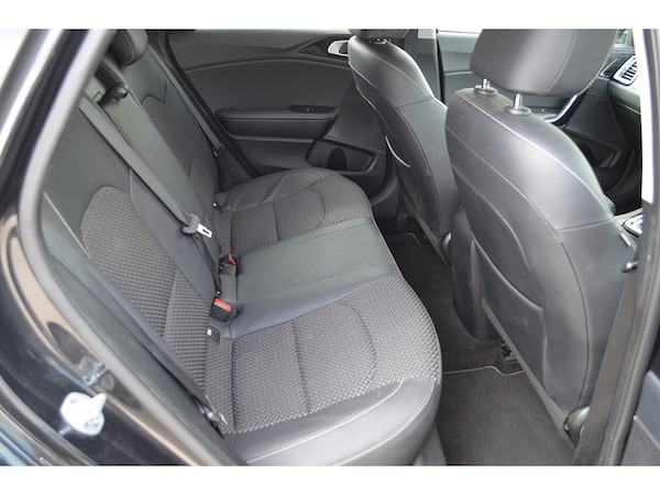 Used Kia Ceed 2019 for sale - 76205305: Photo 17