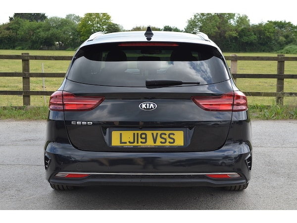Used Kia Ceed 2019 for sale - 76205305: Photo 8