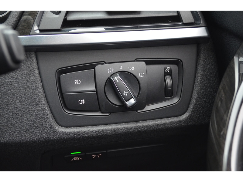 Used BMW 3 Series 2025 for sale - 76417981: Photo 31