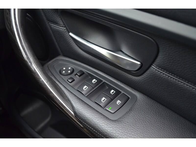 Used BMW 3 Series 2025 for sale - 76417981: Photo 32