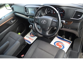 Used Toyota PROACE CITY Verso 2021 for sale - 78847332: Photo