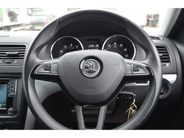 Used Skoda Yeti 2015 for sale - 76232395: Photo 15