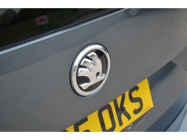 Used Skoda Yeti 2015 for sale - 76232395: Photo 56