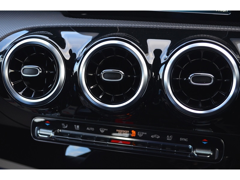 Used Mercedes-Benz A-Class 2018 for sale - 77038582: Photo 30