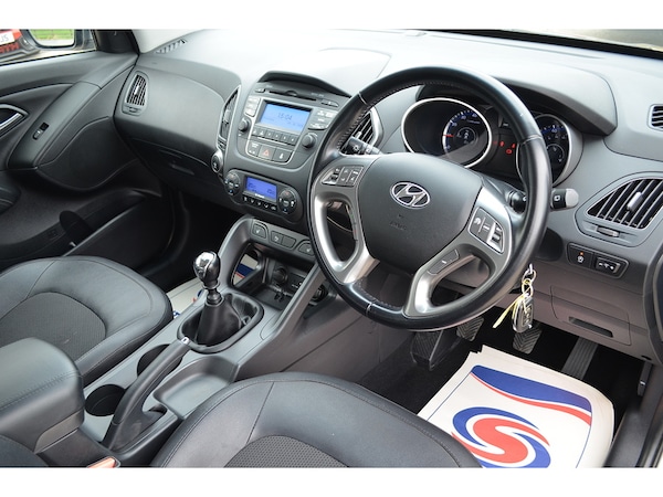 Used Hyundai Ix35 2015 for sale - 76181973: Photo 2