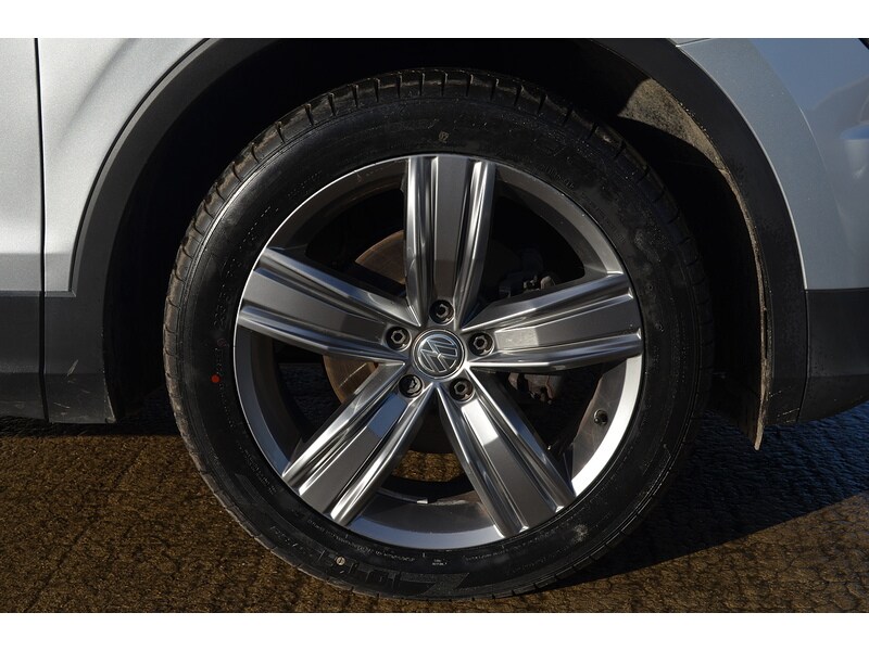 Used Volkswagen Tiguan 2018 for sale - 77998372: Photo 56