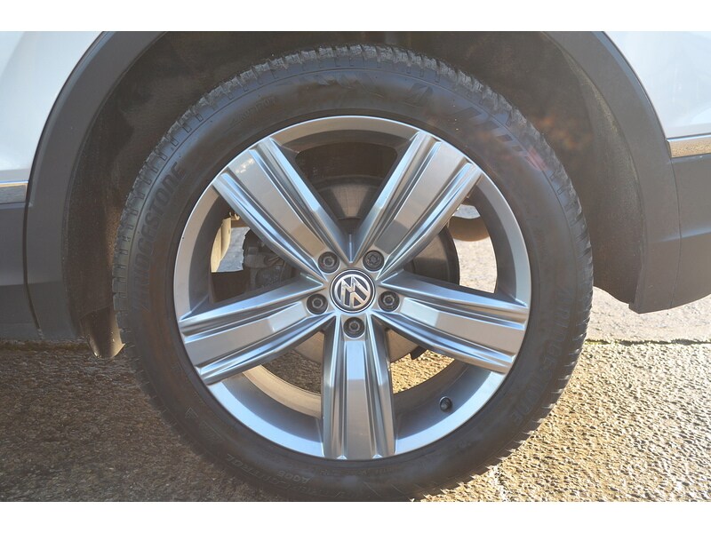 Used Volkswagen Tiguan 2018 for sale - 77998372: Photo 58