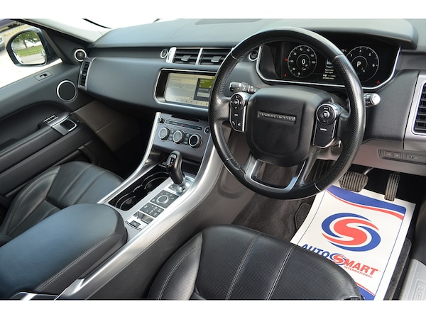 Used Land Rover Range Rover Sport 2017 for sale - 76029732: Photo 2