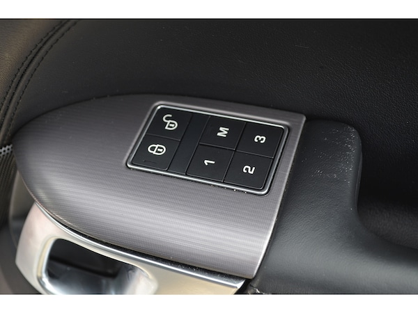 Used Land Rover Range Rover Sport 2017 for sale - 76029732: Photo 32