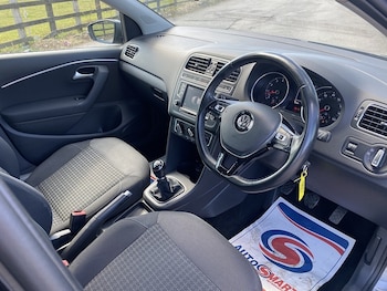 Used Volkswagen Polo 2016 for sale - 79090629: Photo