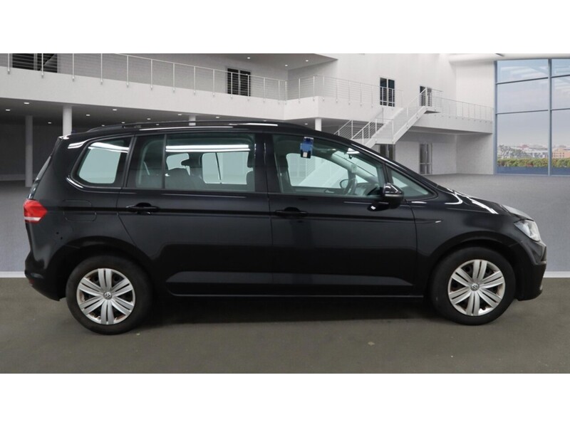 Used Volkswagen Touran 2017 for sale - 76357026: Photo 7
