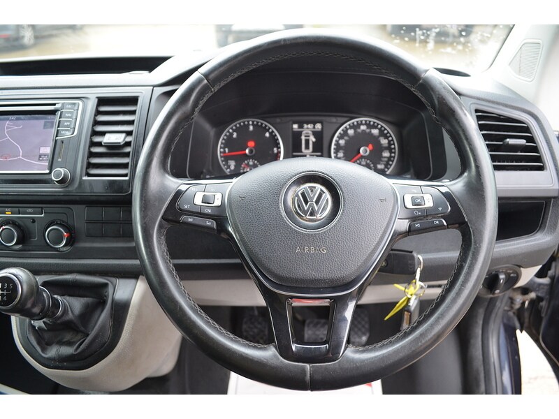 Used Volkswagen Transporter 2018 for sale - 78045154: Photo 15