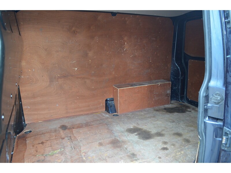 Used Volkswagen Transporter 2018 for sale - 78045154: Photo 23