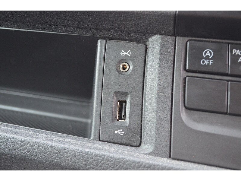 Used Volkswagen Transporter 2018 for sale - 78045154: Photo 42