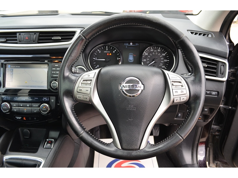Used Nissan Qashqai 2015 for sale - 76386779: Photo 15