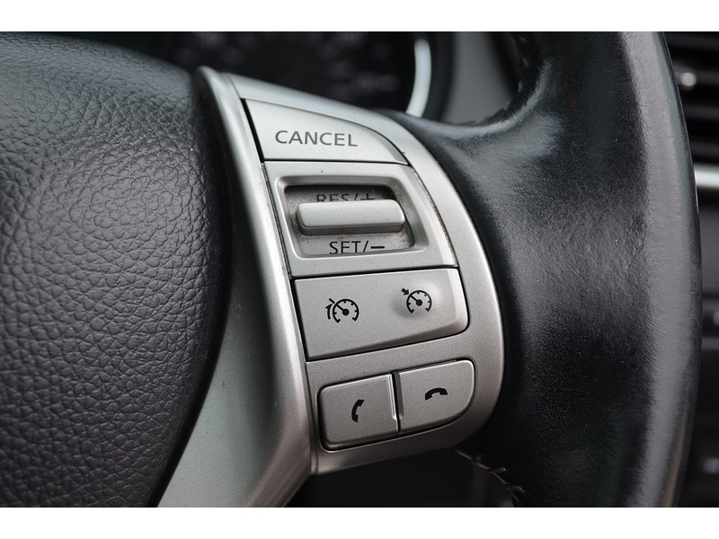 Used Nissan Qashqai 2015 for sale - 76386779: Photo 28